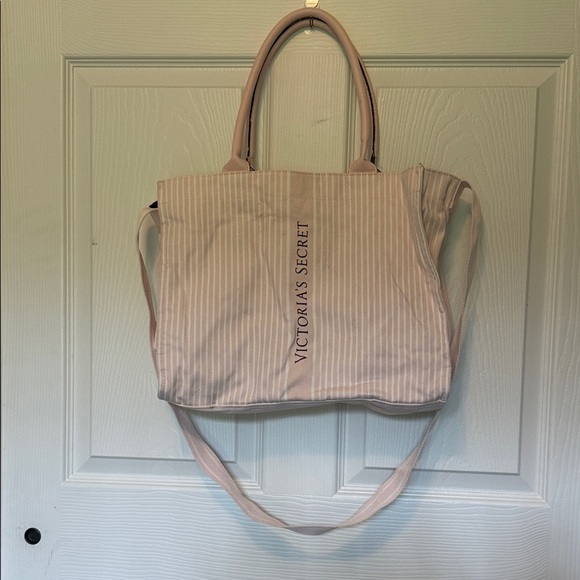 Victoria Secret tote - Picture 1 of 2